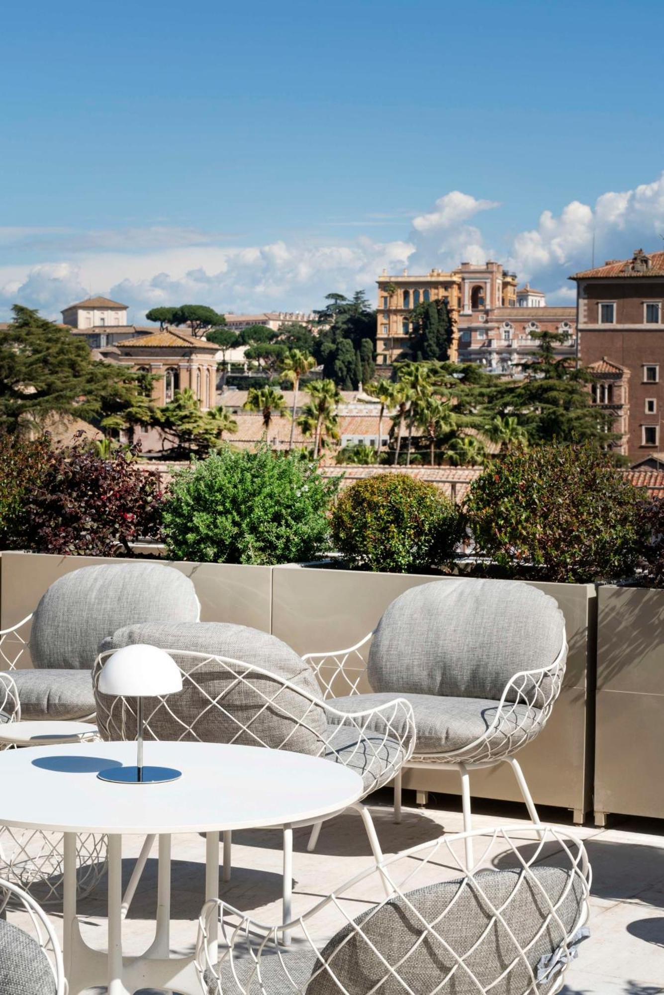 Radisson Collection Hotel, Antica Rom