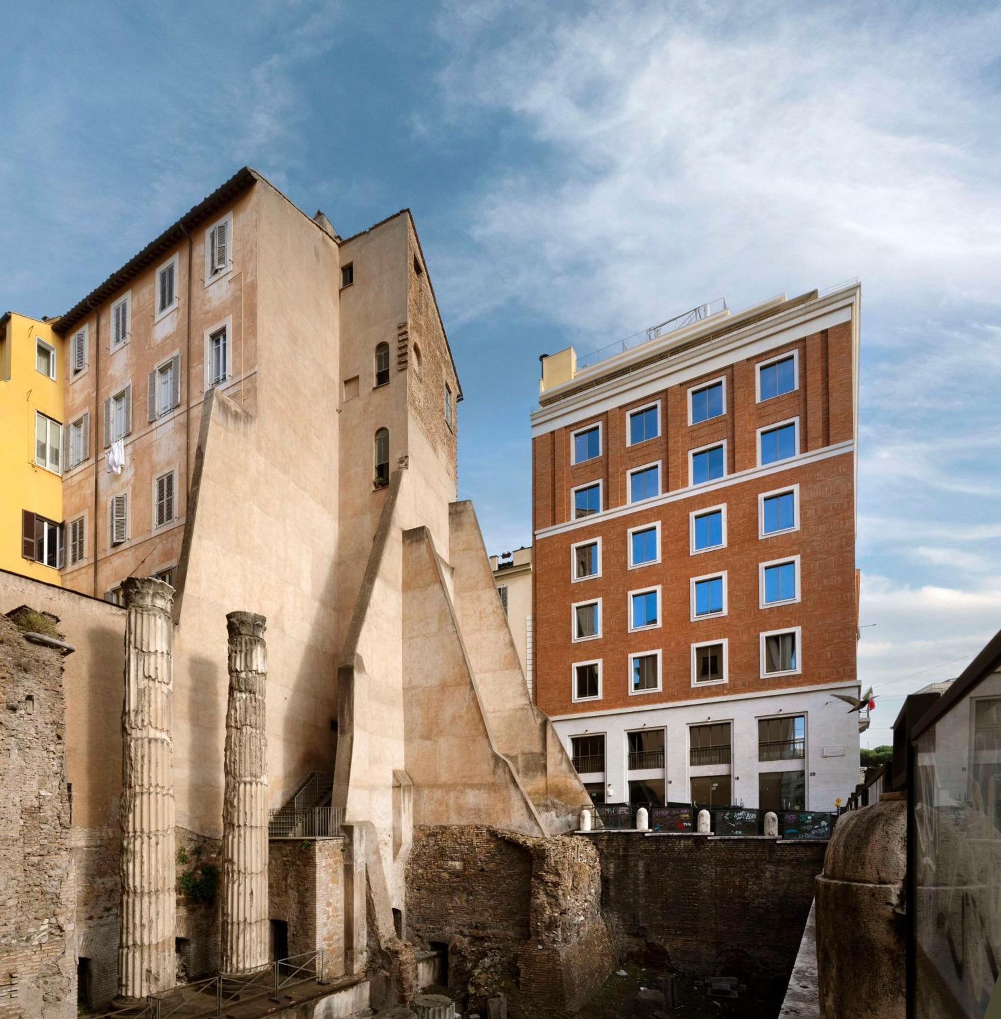 Radisson Collection Hotel, Antica Rom